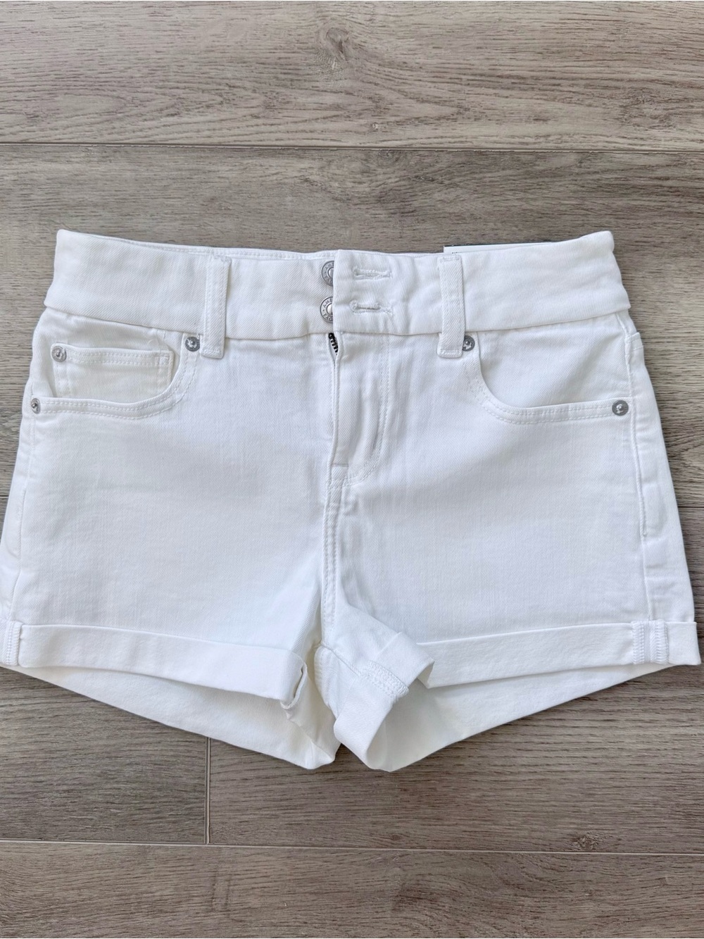 AE Women's Curvy High-Rise White Denim Shorts